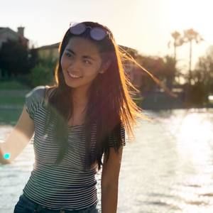 Meet your Posher, Iris